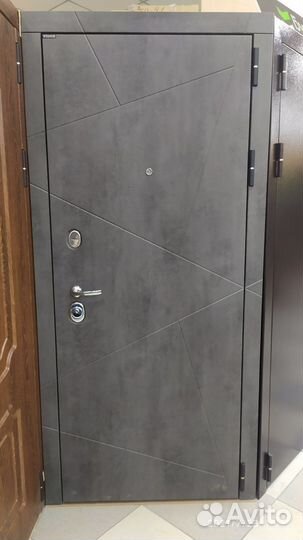 Дверь входная Стоун