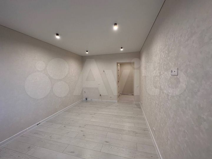 Доля в квартире-студии, 14,5 м², 2/10 эт.