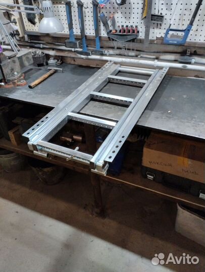 Лестница фургона