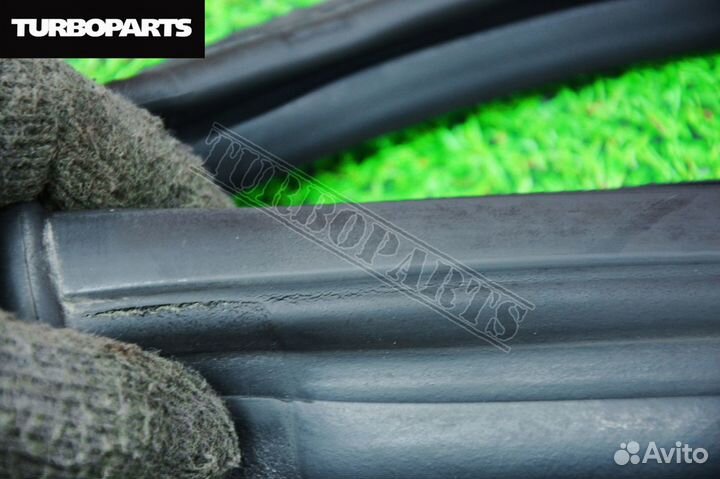 Уплотнители дверных проемов Subaru Forester SF5