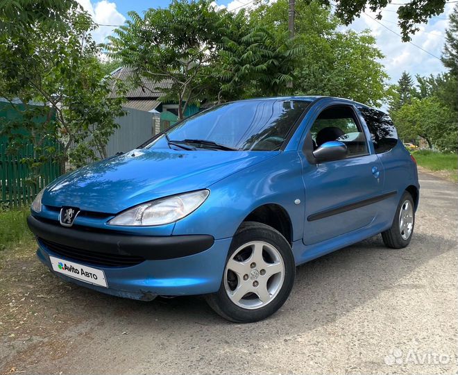 Peugeot 206 1.1 МТ, 2001, 185 642 км