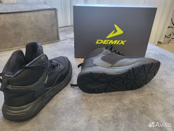 Кроссовки demix осень