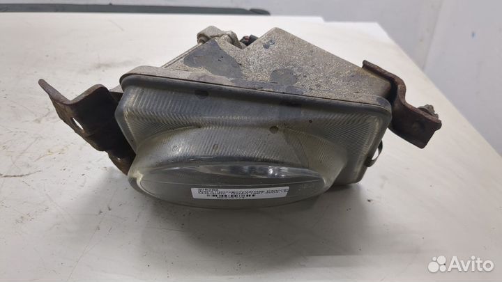 Фара противотуманная Mitsubishi Galant, 1998