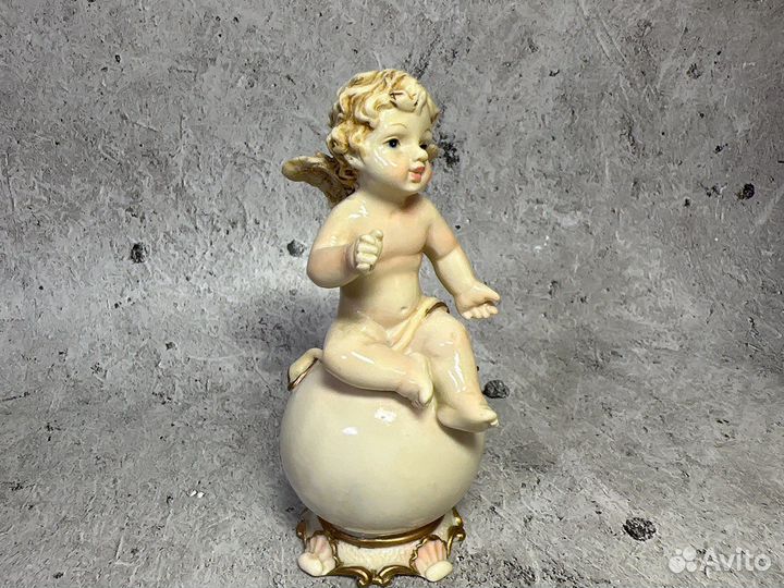 Статуэтка ангел