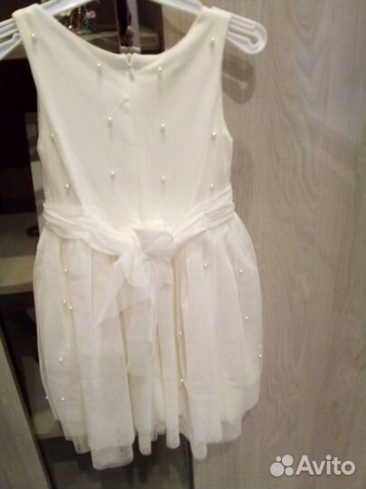 Платье брумс новое 4года