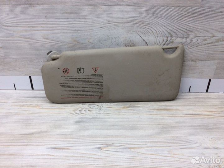 Козырек солнцезащитный (внутри) правый Renault