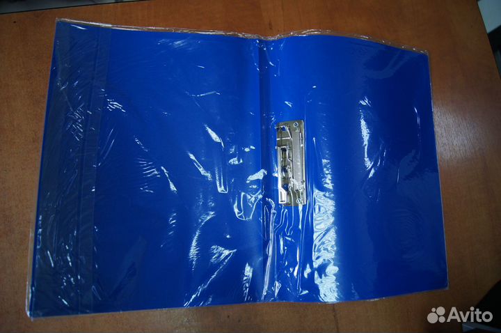 Папка с зажимом