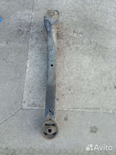 Mitsubishi Pajero 3 задний продольный рычаг левый