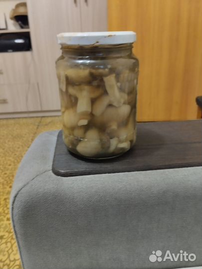 Грибы грузди соленые