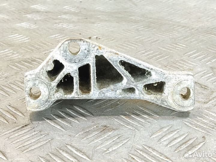 Кронштейн тнвд Bmw 5 e60 2003-2009