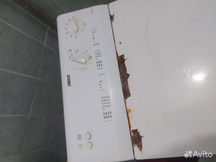 Стиральная машина с вертикальной загрузкой