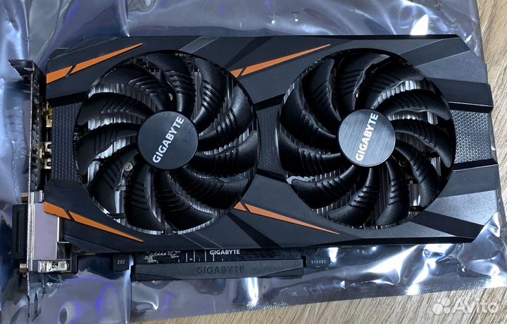 Видеокарта Gigabyte GTX 1060 3gb windforce OC