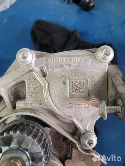 Насос системы охлаждения 06L121012H