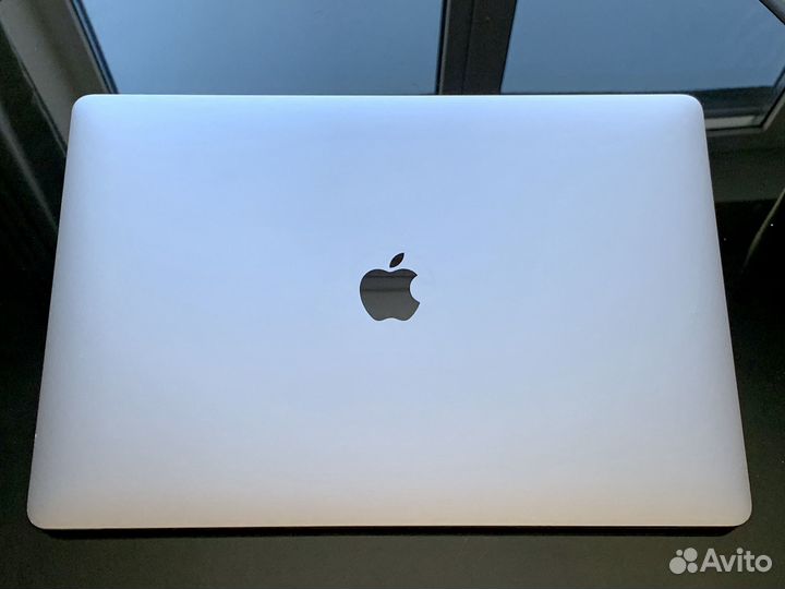 Apple MacBook Pro 15 2019/Intel i9/512gb
