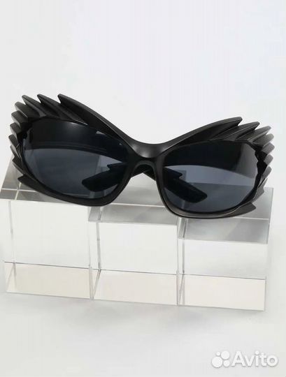 Очки opium archive balenciaga y2k