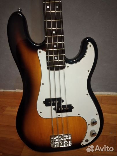 Бас гитара russtone