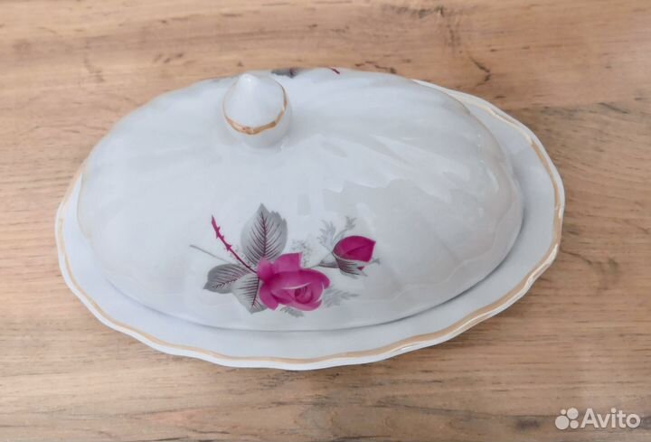 Масленка фарфоровая