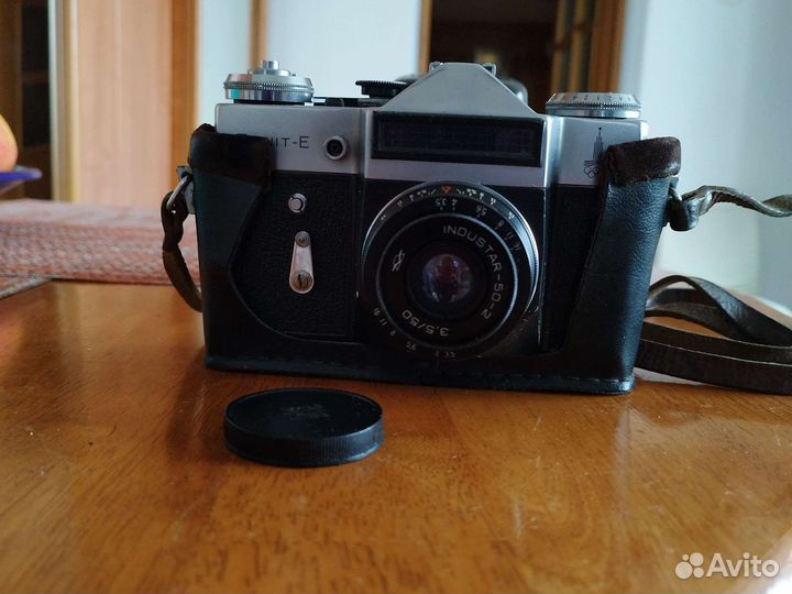 Пленочный фотоаппарат зенит Е