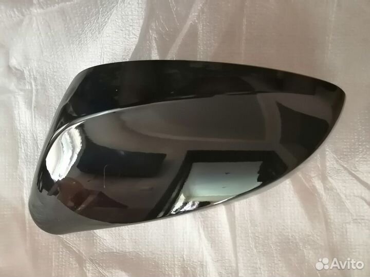 Левая накладка Hyundai Solaris черная