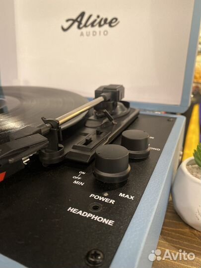 Alive Audio Виниловый проигрыватель