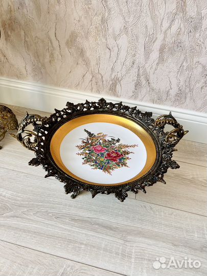 Ваза бронзовая