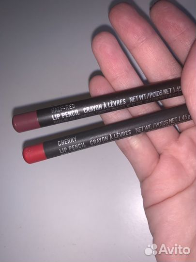 Карандаш для губ MAC