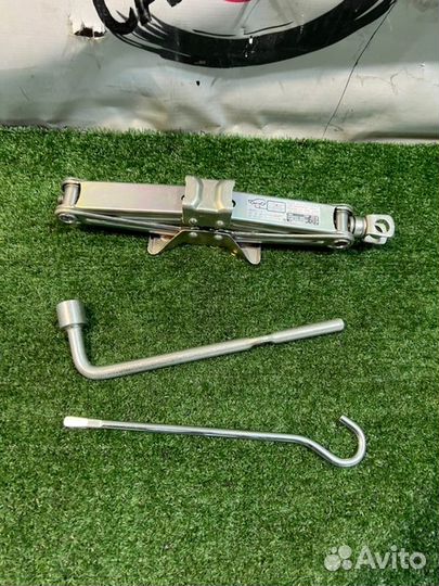 Домкрат Honda Fit Shuttle GG8 L15A 2013