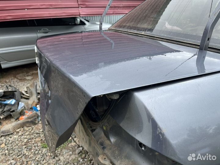 Крышка багажника lancer 9