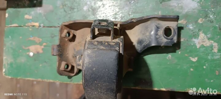 Опора двигателя тойота спринтер