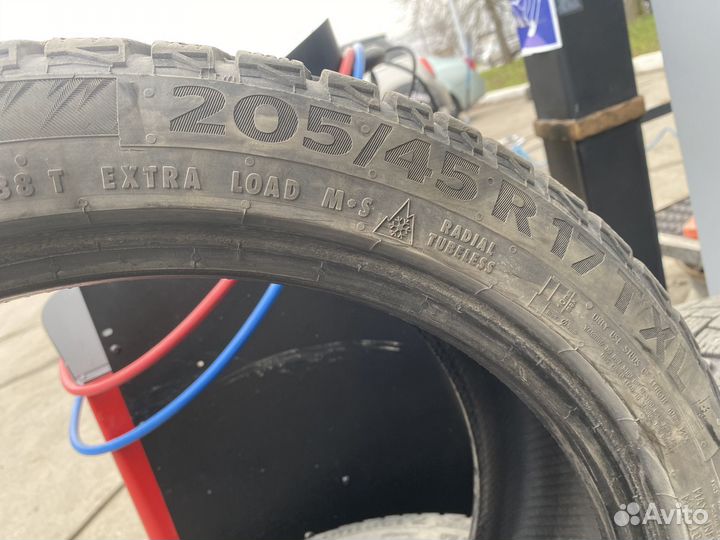 Continental IceContact 2 205/45 R17