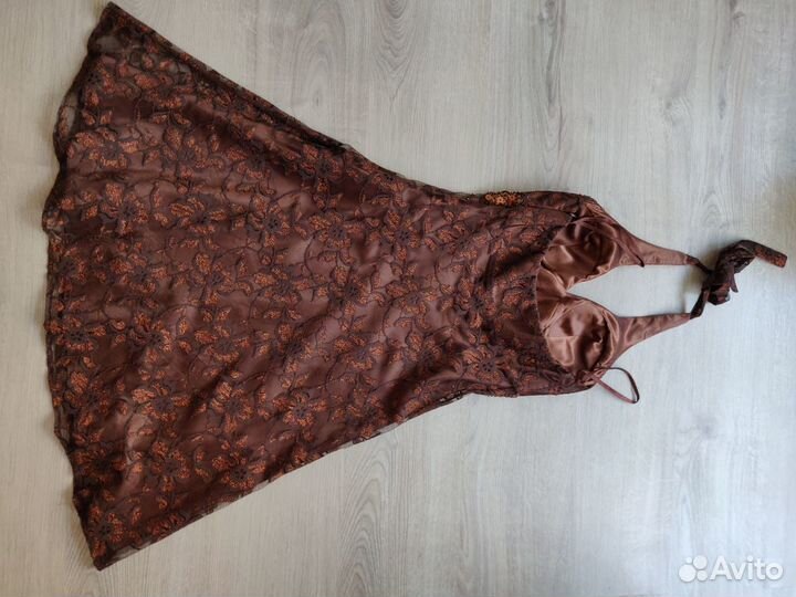 Платье вечернее