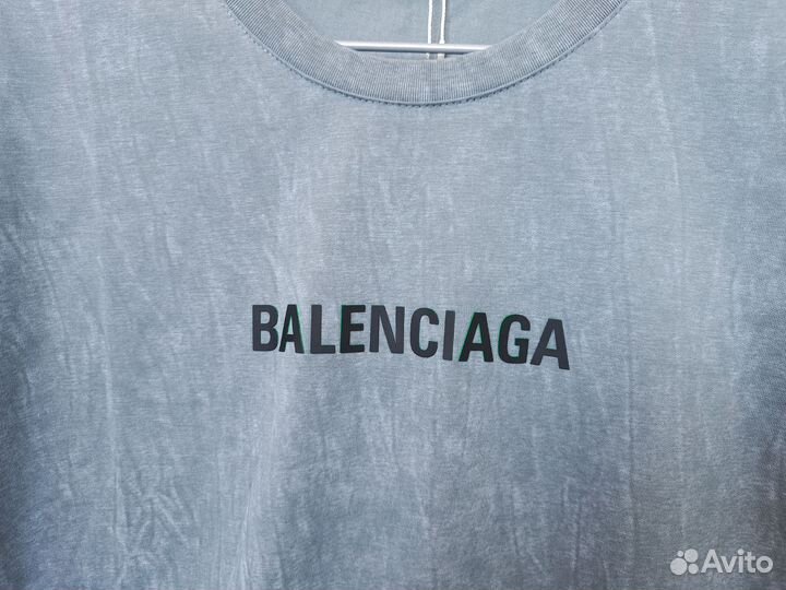 Футболка Balenciaga