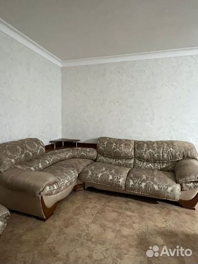 Угловой диван