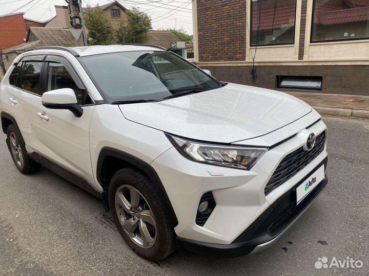 Toyota RAV4 2.0 CVT, 2021, 27 000 км