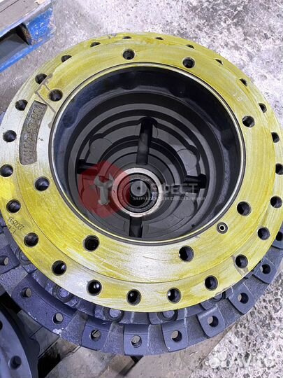 Бортовой редуктор Komatsu PC400LC-6LC 208-27-00150