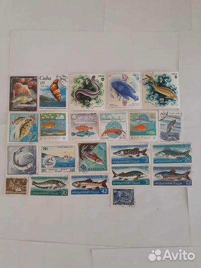 Марки иностранные морские животные