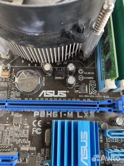 Материнская плата с процессором i3