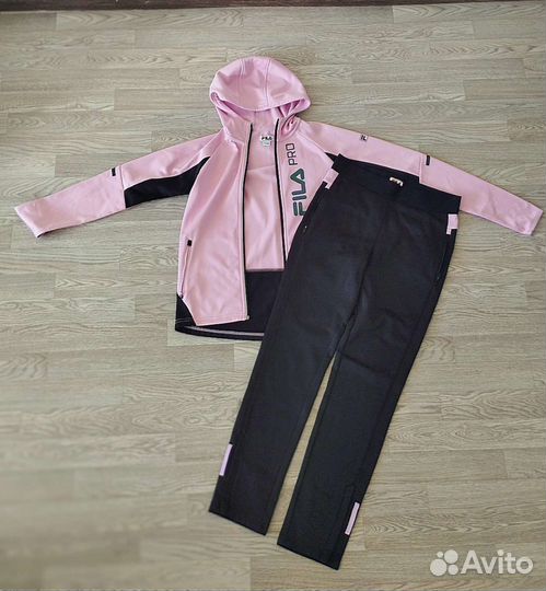 Костюм спортивный