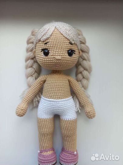 Вязаная кукла