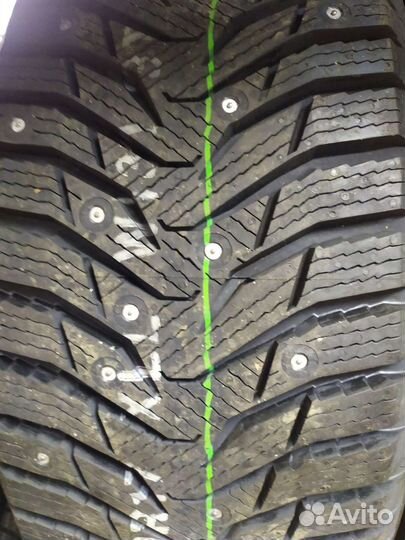 Marshal WinterCraft Ice WI31 215/55 R16