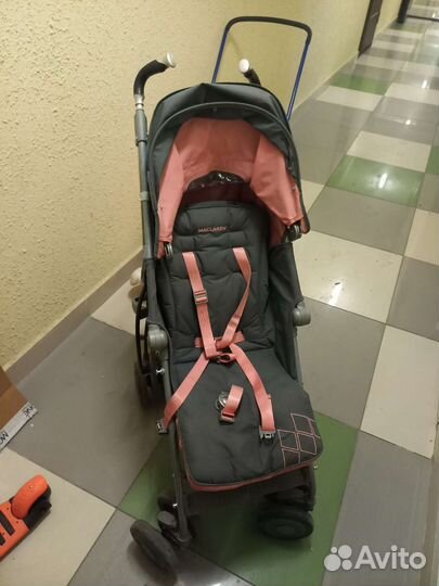 Прогулочная коляска