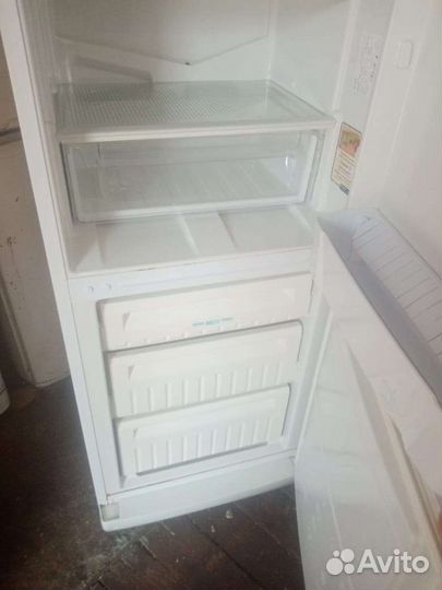 Холодильник индезит. Доставка