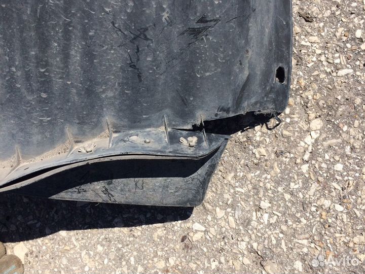 Подкрылок передний левый правый huyndai Creta