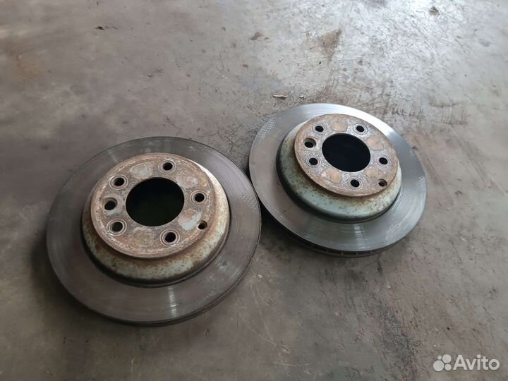 Диски задние тормозные Volkswagen Touareg NF