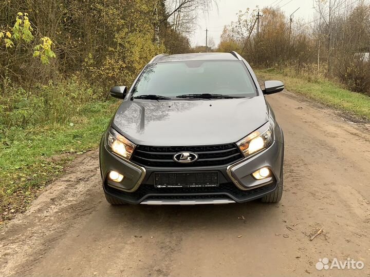 LADA Vesta Cross 1.6 МТ, 2019, 100 000 км