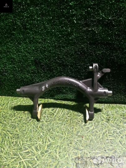 Вилка переключения передач Volvo FH 2004 1521932