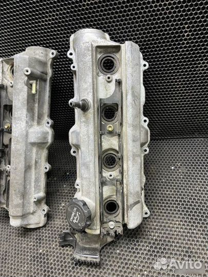 Клапанные крышки Toyota 1UZ-FE