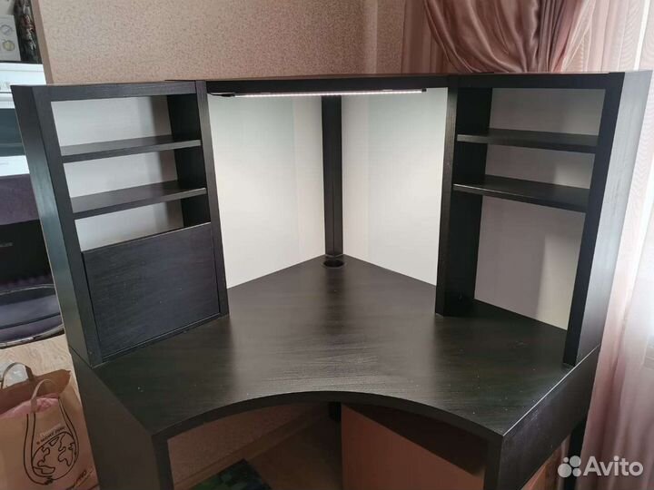 Компьютерный стол IKEA Микке