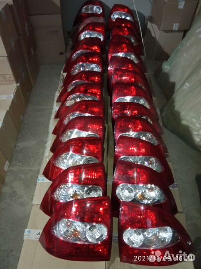 Задние фонари