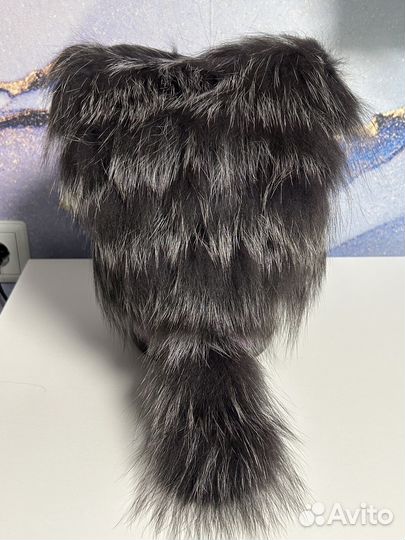 Шапка из чернобурки с хвостом